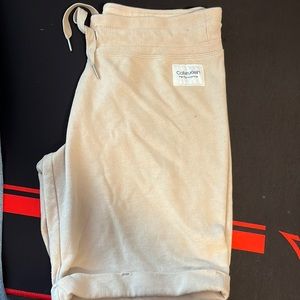 Calvin Klein Capri Short